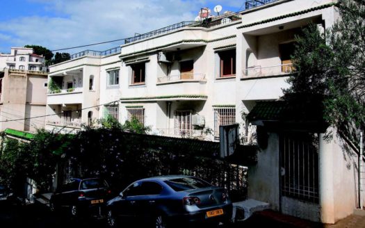 RESIDENCE LES PINS D’HYDRA